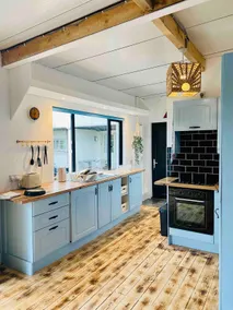 The Cosy Castaway - Image 3