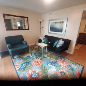 First floor apt with no steps near everything. - Image 4