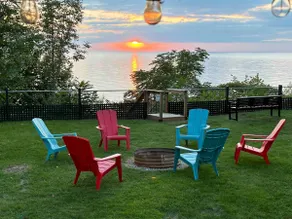 Beach house on the Lake with hot tub, Bayfield ON - Image 3