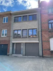 Vacation home with Jacuzzi + Parking in Hasselt - Image 5