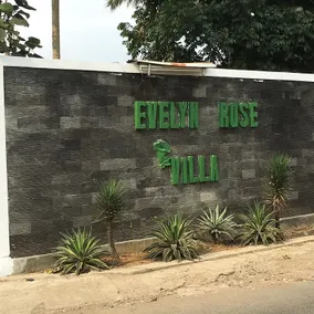 11 BR Villa Evelyn Rose Megamendung Puncak Bogor - Image 2