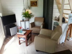 Rural detached 2-person wooden guesthouse - Image 4