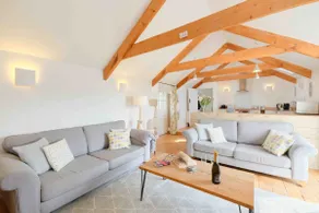 Cobblestone Cottage - Image 3