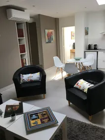 Apartment in Lavaur city center - Image 3