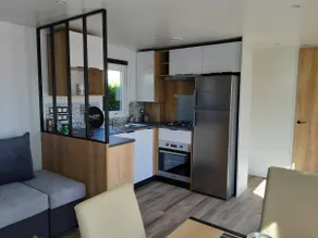 Spacious 6-seater mobile home 40 m2 - Image 3