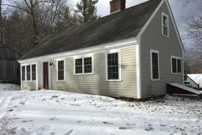 Bucolic New Hampshire Farm Cottage at Mayfair Farm - Image 4