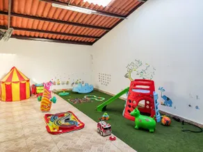 Modern house with A/C 10 mins from the airport - Image 3