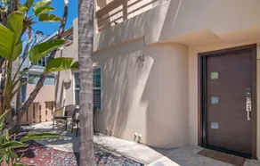 Mission Beach Dream Condo Only steps to the sand! - Image 2