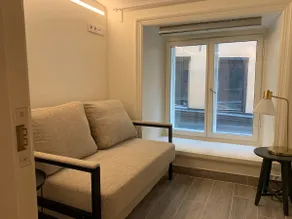 3. Two Room Old Town - Image 4