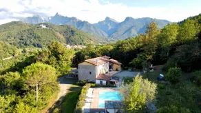 Private Tuscan stone villa Pretola - Image 2