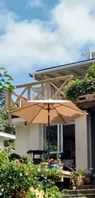 The Punga studio in Titirangi bush-garden setting - Image 5