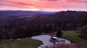 Gorgeous Mt. Hood View, Ski, Hike or Mt.Bike - Image 5
