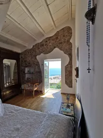 LA FINESTRA SUL MARE VACATION HOME - Image 3