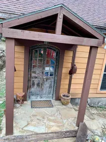 Wunderschönes Haus auf einem Hügel am See - Image 4