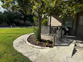 Little Charming Cottage - Image 3