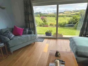 Devon rural country B&B Suite of rooms  with guest lounge and bathroom. - Image 3
