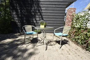 Pet-friendly Apartment in Sint Maartensbrug - Image 5
