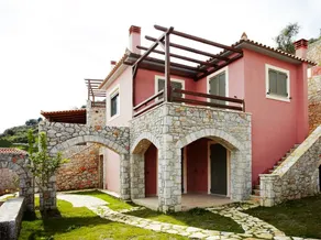NEW Dio Escapes | Two Bedroom House [75 m²] - Image 2