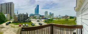 Uptown basecamp free parking wifi netflix 2 bath - Image 2