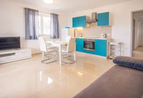 Apartment Petehov 3 - Image 3