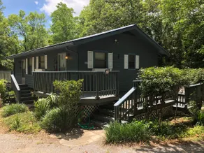 Timeless Tree Home 🕰 w/WiFi & 19 min to beaches - Image 5