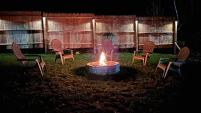 Great location/King bed/Firepit/Jericho Rd Retreat - Image 2
