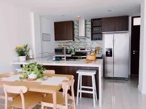Light &Bright 1-bedroom Apartment w pool - Image 3