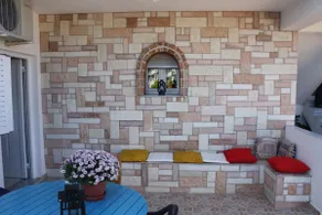 Gregory's Apartments - Image 2