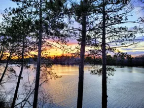 Sunsetters - Good Vibes Lakeside Lodge - Image 2