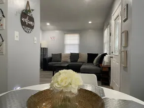 Renovated Guest Suite - Image 3