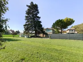 Large air-conditioned house with jacuzzi and pool - Image 2
