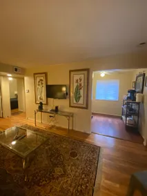 Mid Century 2 Bedroom Second Floor Apartment - Image 3