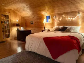 Cottage by River Falls with Hot Tub & Sauna - Image 3