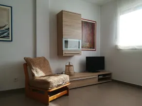 New apartment, large patio, air conditioning and beach 5m away - Image 4