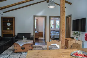 Terrace Grand Apartment - Image 4