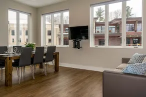 DLX Two Bedroom for 8 at Lake Placid Inn Main St. - Image 2