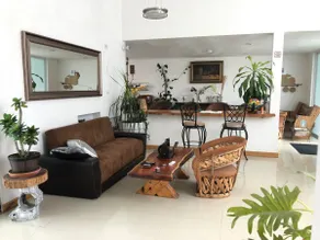Agüitas awaits you! House 5 minutes from the fairgrounds - Image 2
