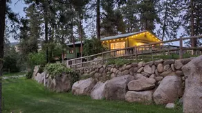 WILD WEST LODGING - Image 2