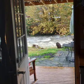 Waterfront access~ Knotty Glamping Cabin & Spa a/c - Image 2
