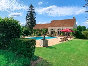 Petite Ville Estate - Image 4