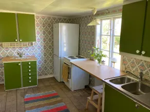 19th-century cottage in scenic surroundings - Image 5