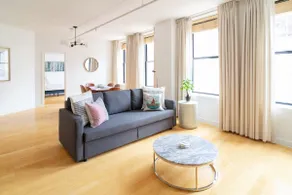 King Bed Loft in the Heart of Downtown Boston - Image 2