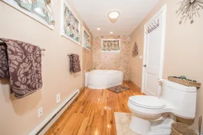 Troy-Timeless Rensselaer Victorian - Image 4