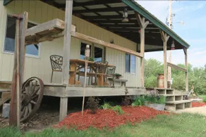 Rural Getaway at Homestead Lodge - Image 3
