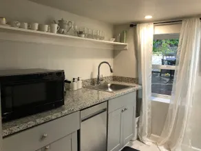 Eagle Hill Redwood City Efficiency - Image 3