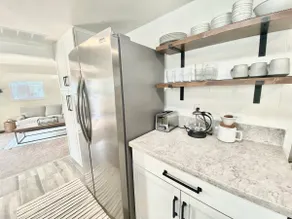 Cute & Cozy Cayucos Bungalow Near Beach and Downtown - Image 3