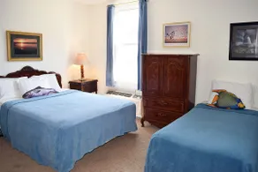5 Bedroom, 5 Bathroom House - Image 5
