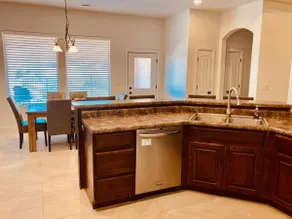 Zion 4 Bed/2 Bath beautiful home. - Image 3