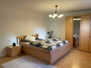 Timeless, beautiful semi-basement 3-room apartment - Image 2