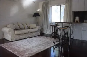 Upstairs at Green: Apartamento Executivo - Image 5